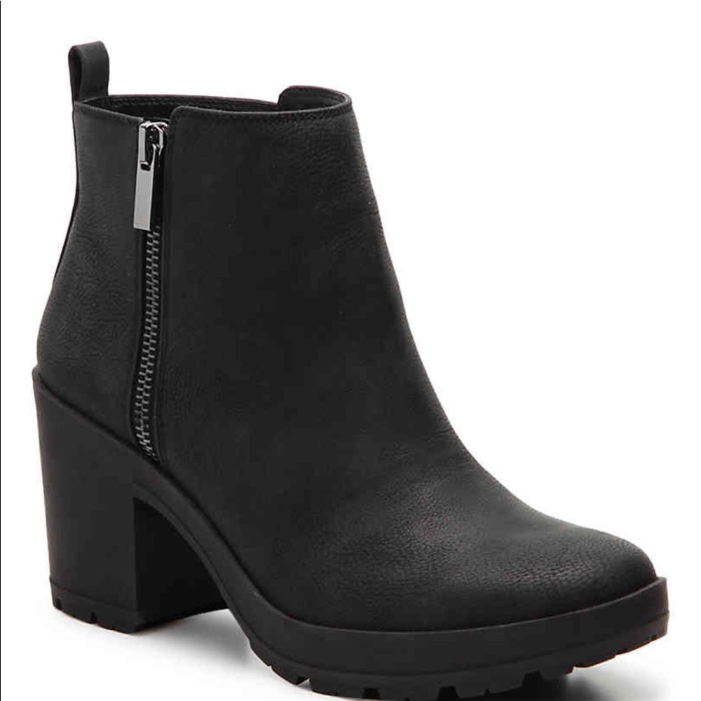 Mix no.6 black booties size 6